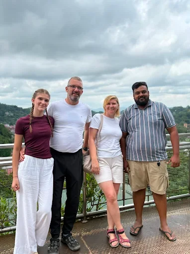 Chamika De Silva - Licensed Sri Lanka Tourist Driver Guide with Travelers